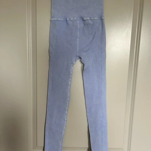 Free People Movement Lavender High waisted leggings - Picture 2 of 4